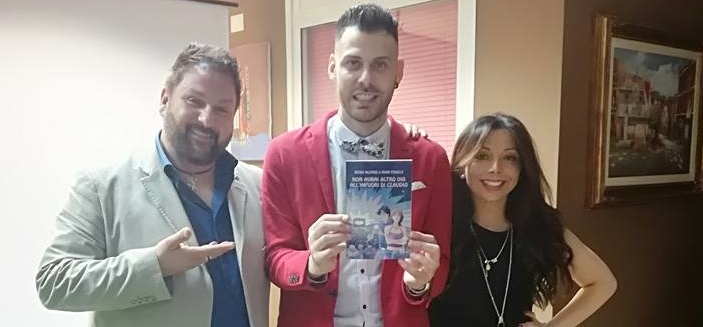 Al centro delle culture di Cicciano, Rosa Alvino e Ivan Fedele presentano il loro libro accolti da numerosi fans