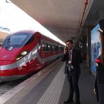 treno frecciarossa in stazione